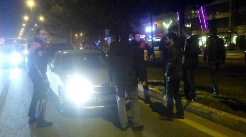 Şüpheli Araç Polisi Alarma Geçirdi