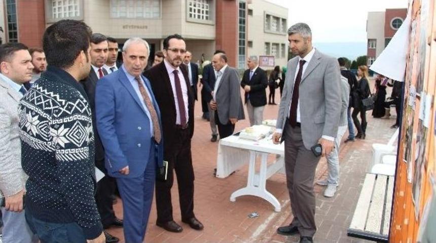 &Uuml;niversiteli Gen&ccedil;ler Kitap Toplama Kampanyası Başlattı