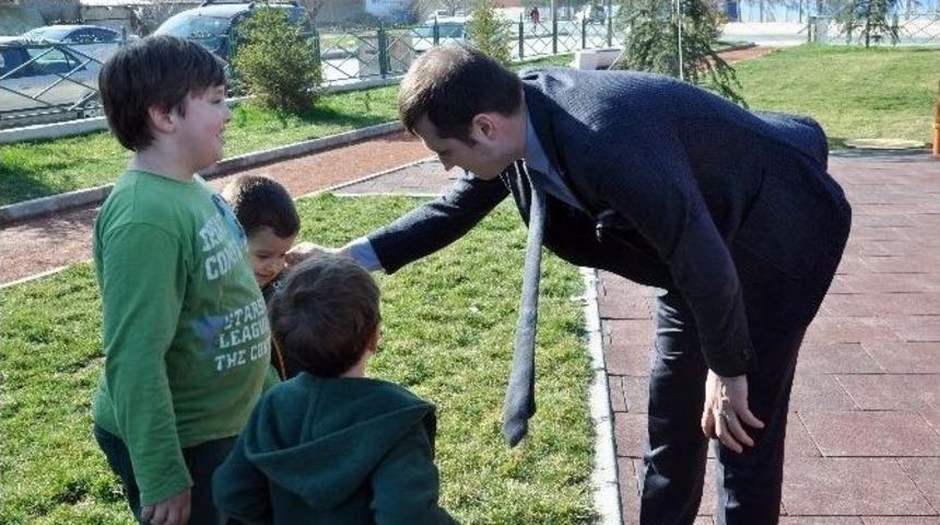 Başkan Akay&rsquo;dan Park Alanlarında İnceleme