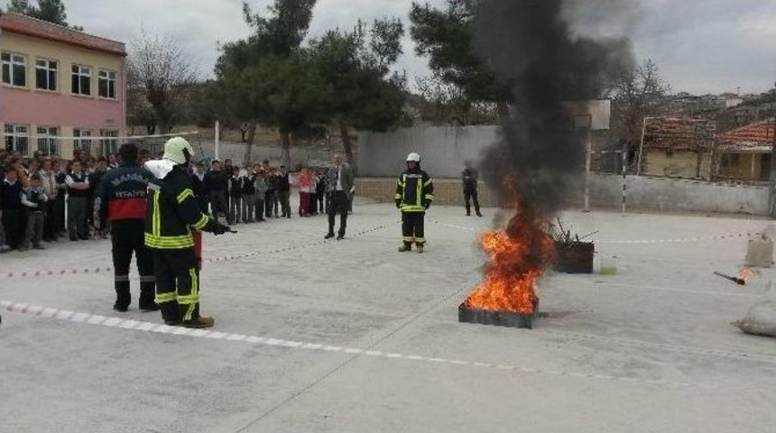 &Ouml;ğrenciler Sivil Savunmayı &Ouml;ğrendi