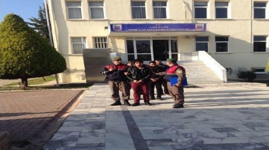 Didim&rsquo;de 2&rsquo;si Afgan 3 G&ouml;&ccedil;men Ka&ccedil;ak&ccedil;ısı Tutuklandı