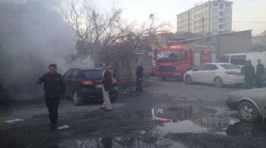 Park Halindeki Ara&ccedil; Alev Aldı