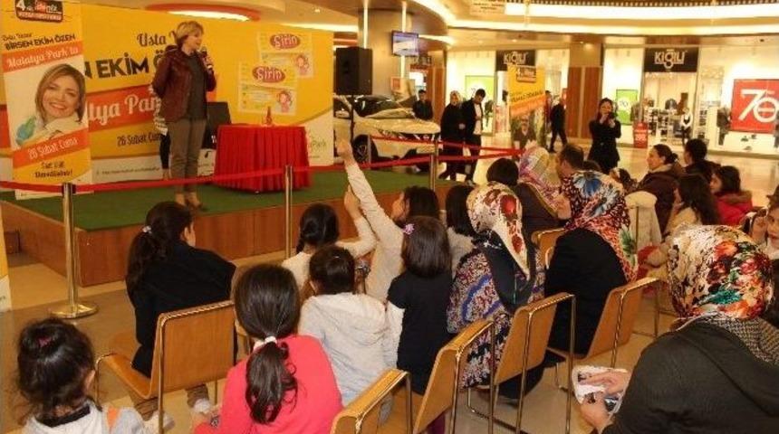 Yazar Birsen Ekim &Ouml;zen, Avm&rsquo;de Sevenleriyle Buluştu