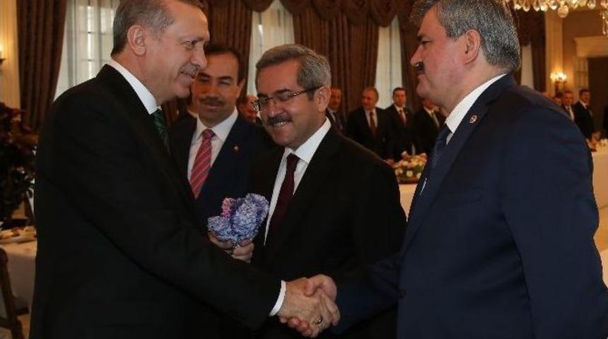 Cumhurbaşkanı Erdoğan, Plan Ve B&uuml;t&ccedil;e Komisyonunu Ağırladı