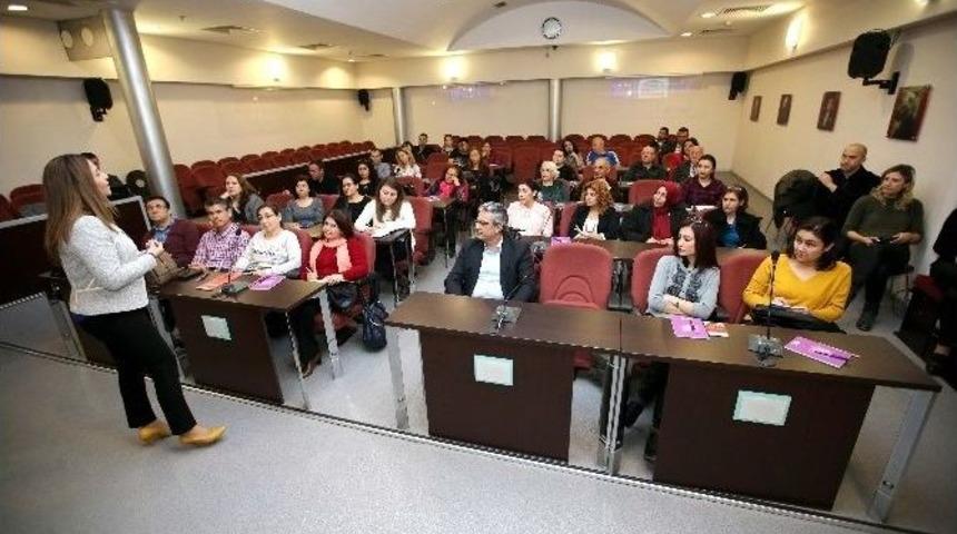 Anne Ve Babalar Okullu Oldu