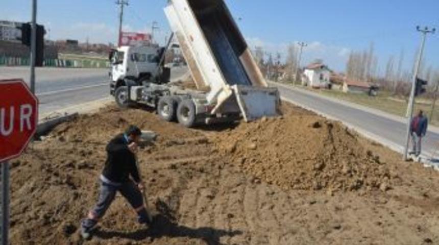 Ereğli Belediyesi&rsquo;nde Yol &Ccedil;alışmaları Devam Ediyor