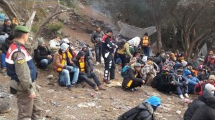 &Ccedil;anakkale&rsquo;de 149 Ka&ccedil;ak Yakalandı