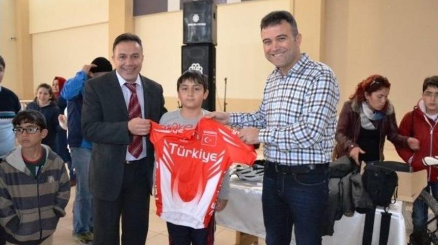 Biga&rsquo;da Bisiklet Sporunda Gelişim Başlıyor