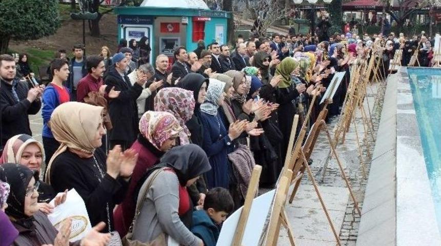 Bursa&rsquo;da Y&uuml;zlerce Kişi 28 Şubat&rsquo;ı El Ele Tutuşarak Protesto Etti