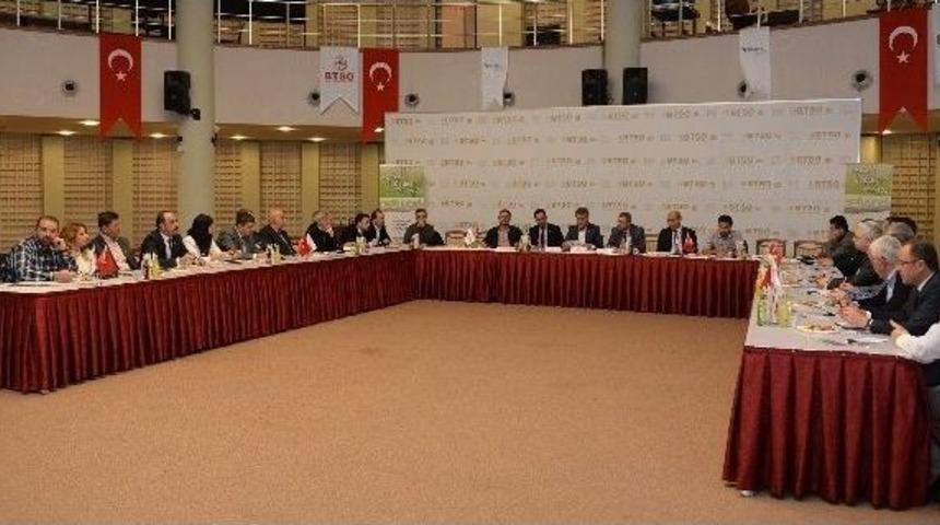 Makine Ve Otomotiv Sekt&ouml;rleri Btso&rsquo;da Ele Alındı