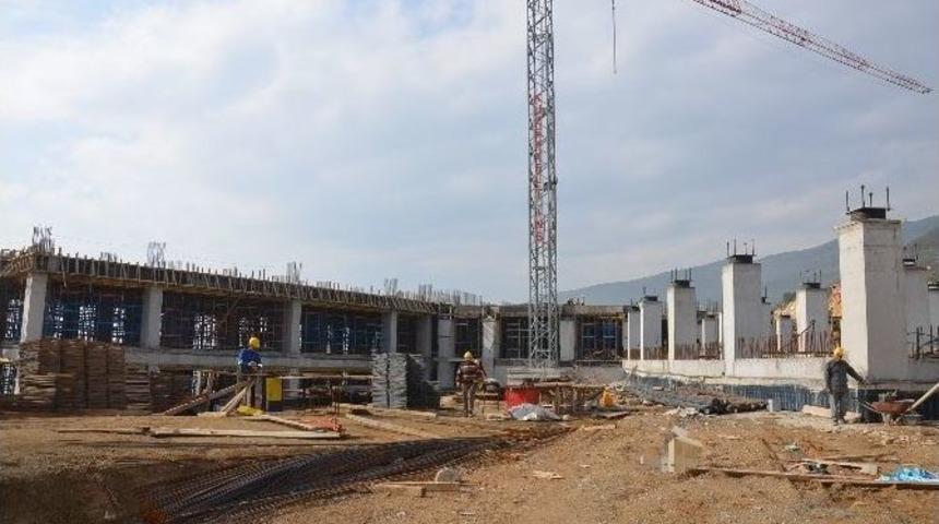 Gemlik Devlet Hastanesi İnşaatı Hızla İlerliyor