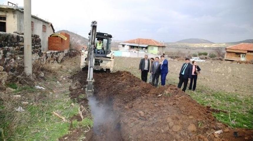 Sandal Mahallesi&rsquo;nin Altyapı Sorunları &Ccedil;&ouml;z&uuml;l&uuml;yor
