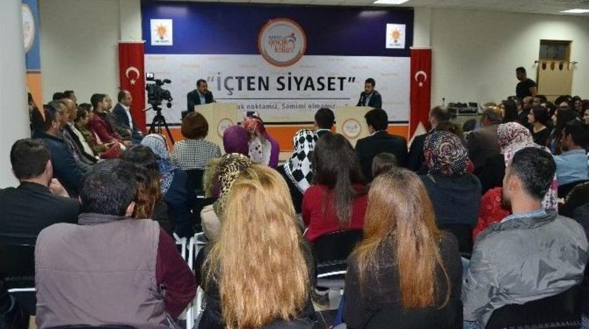 Rıza S&uuml;mer Gen&ccedil;lerle Bir Araya Geldi