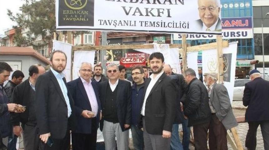Erbakan Dualarla Anıldı