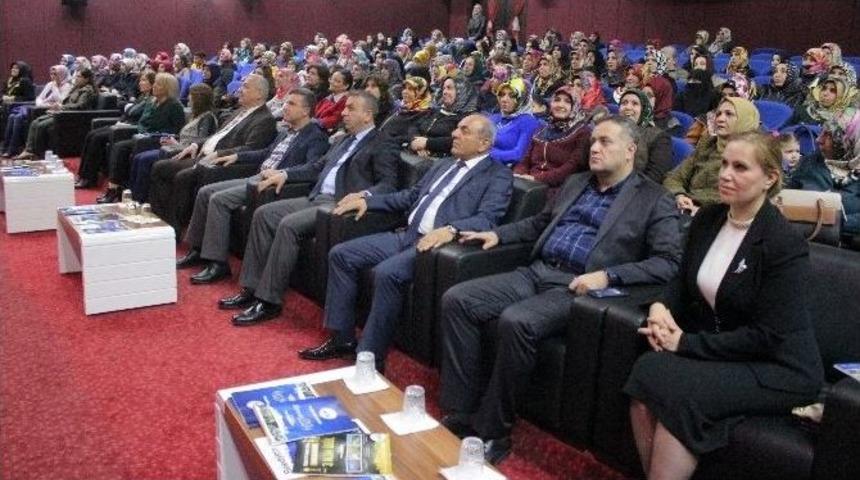 Elazığ&rsquo;da Kadınlara Eğitim Verildi