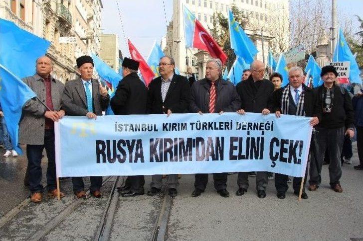 Rusya Konsolosluğu Önünde Kırım’ın İşgali Protesto Edildi G5