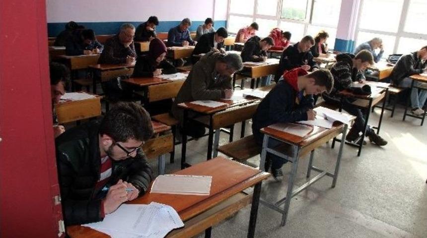 Mesleki Yeterlilik Sınavı Karab&uuml;k&rsquo;te Yapıldı