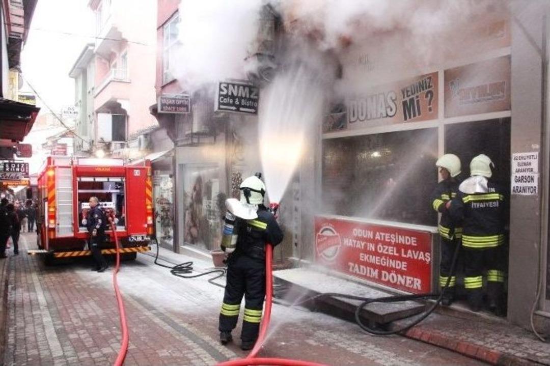 Restorandaki Baca Yangını Korkuttu