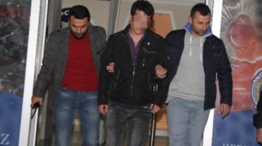 Asker Eğlencesinde T&uuml;fekle Ateş A&ccedil;an Gen&ccedil; Yakalandı