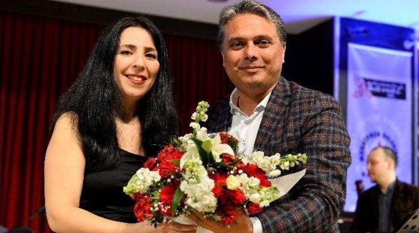 Akustik Antalya&rsquo;dan, &Ccedil;ocuklar İ&ccedil;in 25 Gitar