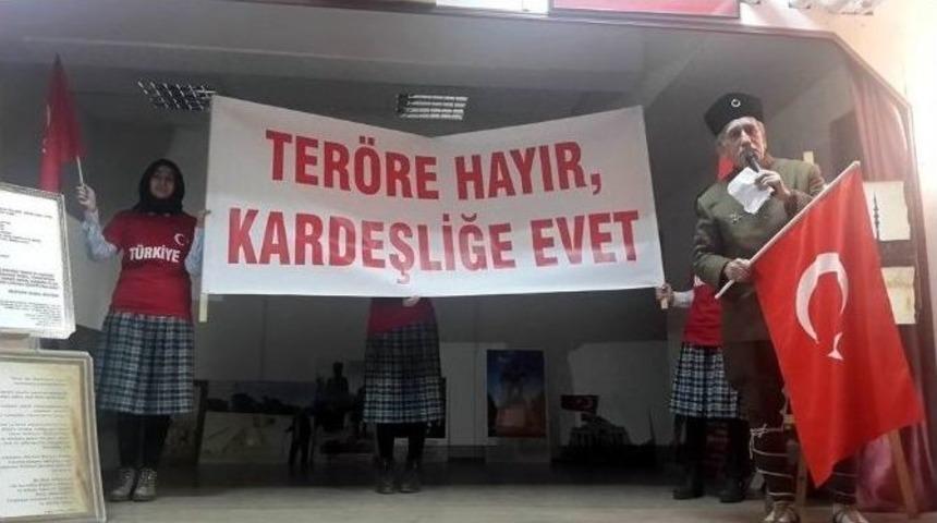 Turgut Ka&ccedil;maz Gen&ccedil;lere &Ccedil;anakkale&rsquo;yi Anlattı