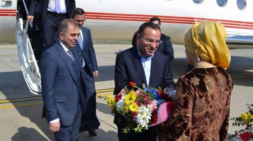 Adalet Bakanı Bozdağ, Siirt Adliyesini Ziyaret Etti