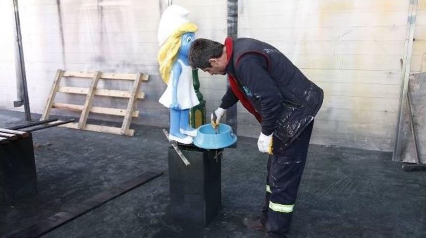 Fabrika Gibi &Ccedil;alışıyorlar