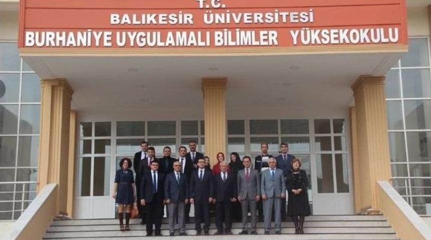 Burhaniye&rsquo;de Akademik Kurul Toplantısı