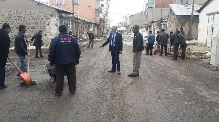 &Ccedil;at Belediyesi&rsquo;nde Bahar Temizliği Erken Başladı