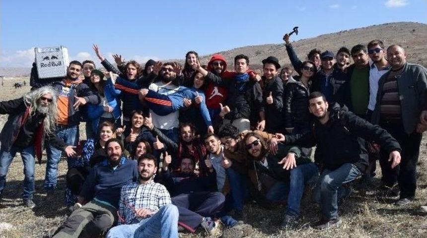 &Ouml;ğrenciler, Ak&ccedil;adağ&rsquo;da &Ccedil;ılgınca Eğlendi