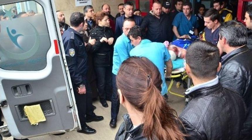 10 Metreden Yolun Karşısındaki Adama Ateş A&ccedil;tı: 1 Ağır Yaralı