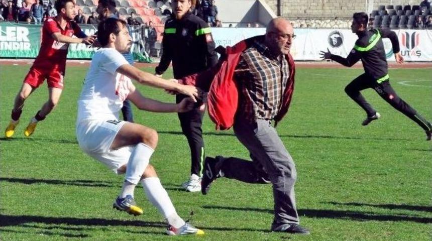 Ma&ccedil; Sonrası Saha Savaş Alanına D&ouml;nd&uuml;