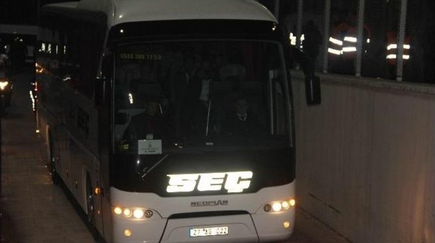 Gaziantepspor Ve Galatasaray Stadyuma Geldi