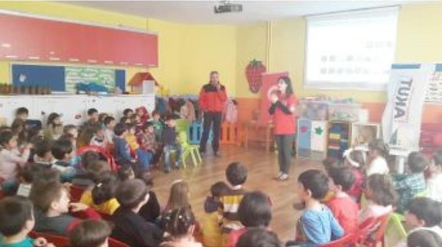 Akut&rsquo;tan &Ouml;ğrencilere "deprem Bilin&ccedil;lendirme" Eğitimi