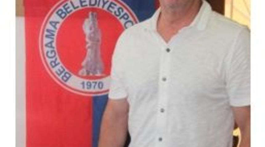 Teknik Direkt&ouml;r &Ouml;zbağcı İstifa Etti