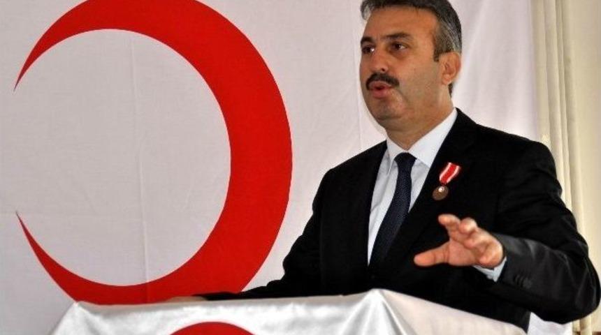 Türk Kızılayı Aydın Şube Başkanı Bekir Sıtkı Pekmezci Güven Tazeledi