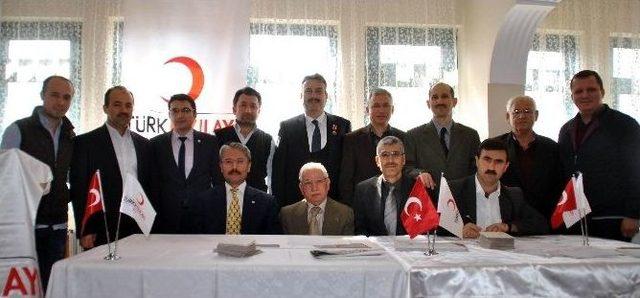 Türk Kızılayı Aydın Şube Başkanı Bekir Sıtkı Pekmezci Güven Tazeledi