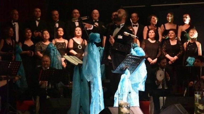 Asev Tsm Korosu ‘ödüllü Şarkılar’ı Seslendirdi