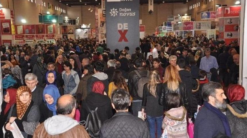 Karadeniz Kitap Fuar&rsquo;ını 110 Bin Kişi Ziyaret Etti