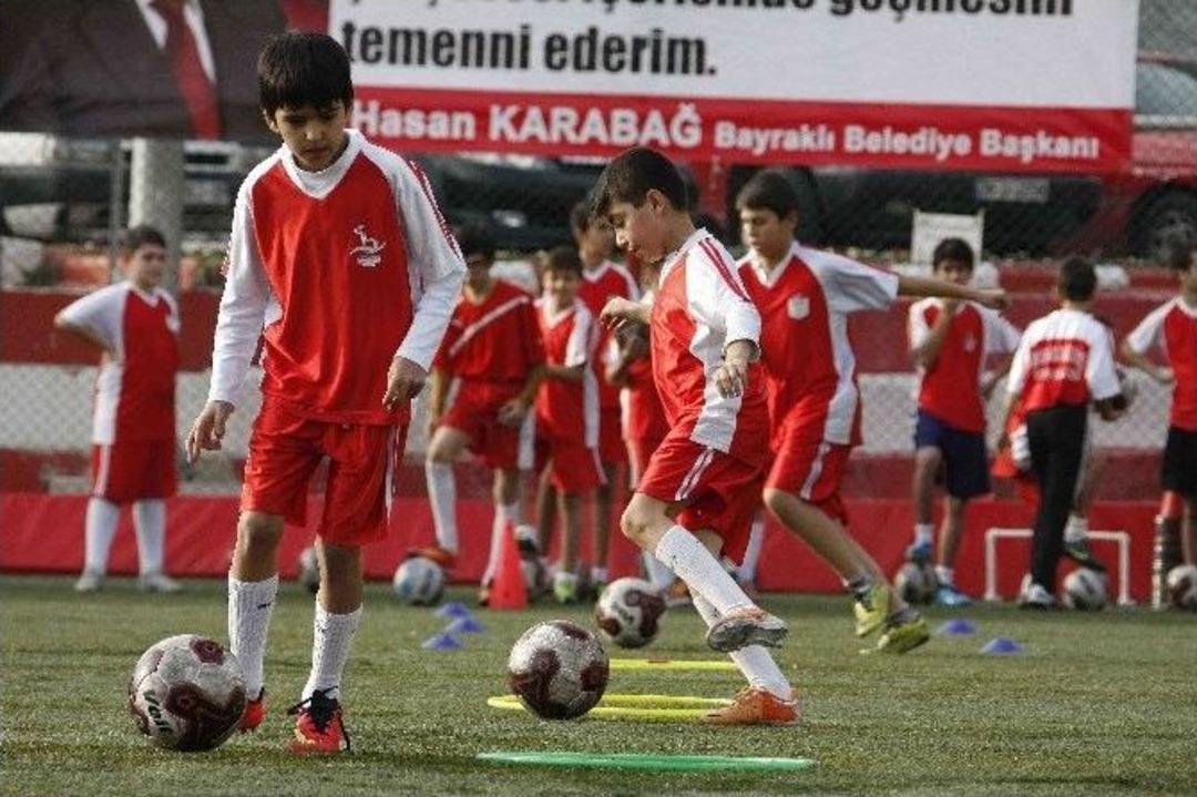 Bayraklı&rsquo;da Spor Zamanı