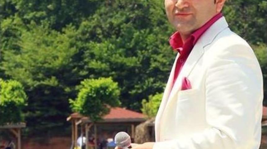 Kaybettiği Annesi İ&ccedil;in Şarkı Yaptı