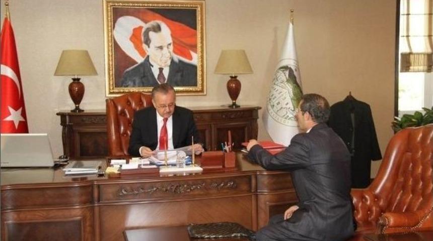 Vali &Ouml;zdemir&rsquo;e Anlamlı Ziyaret