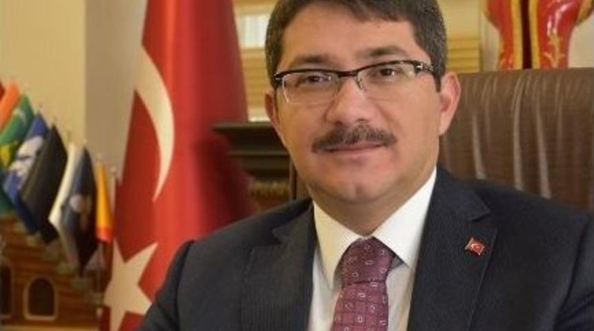 Şehzadeler Gen&ccedil; Girişimcilerin Yolunu A&ccedil;ıyor