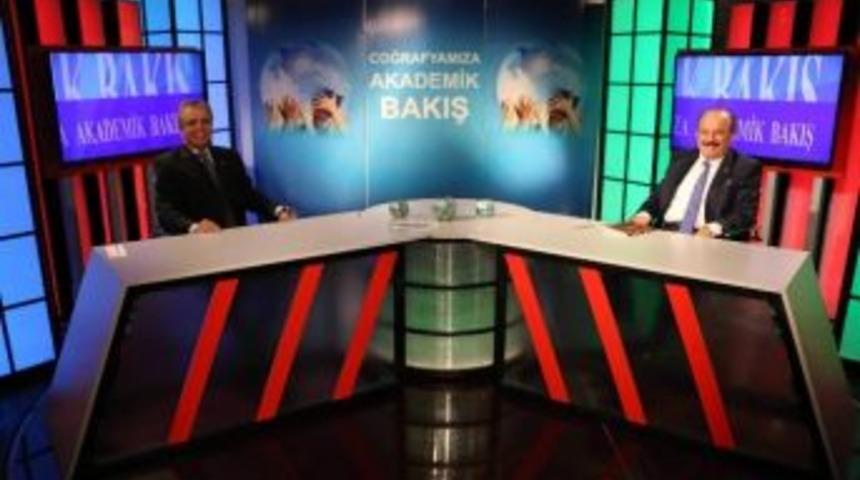 Uluslar Arası Üniversiteler Konseyi Başkanı Orhan Hikmet Azizoğlu: