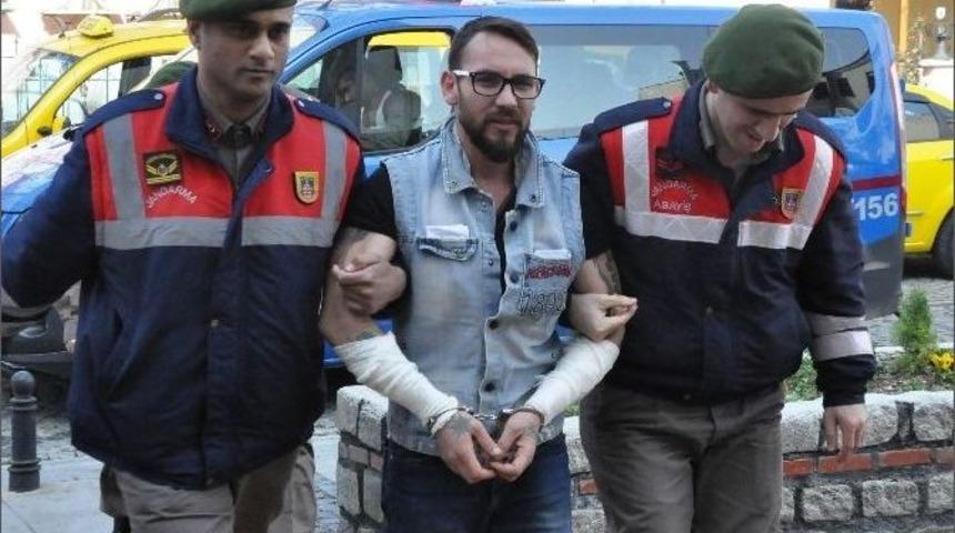 Jandarmadan Kaçan Hırsız Otların Arasında Bulundu