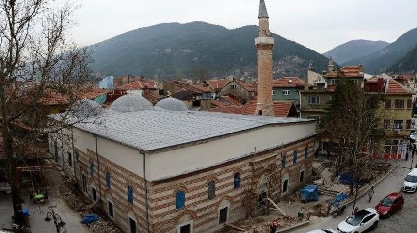 Akşehir&rsquo;deki Ecdat Yadigarı Cami Restore Ediliyor