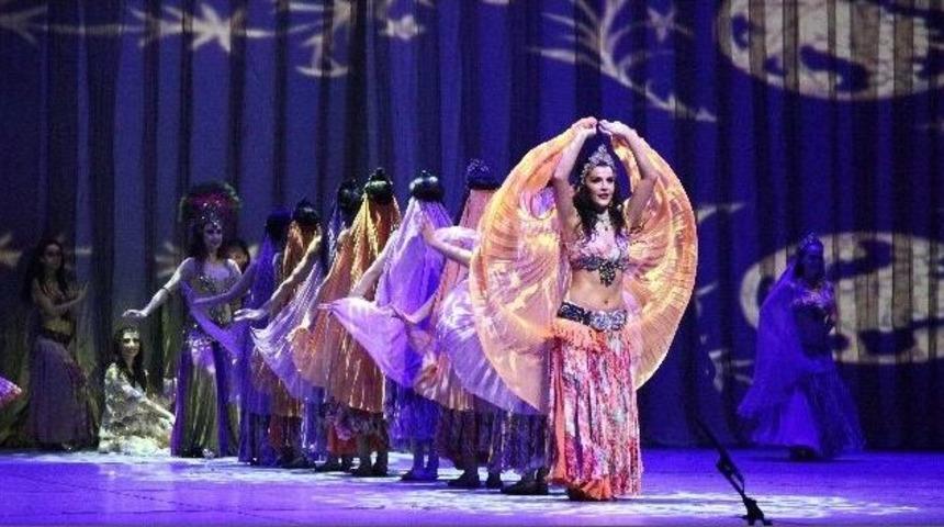 Mavera Ve Troya Büyüledi