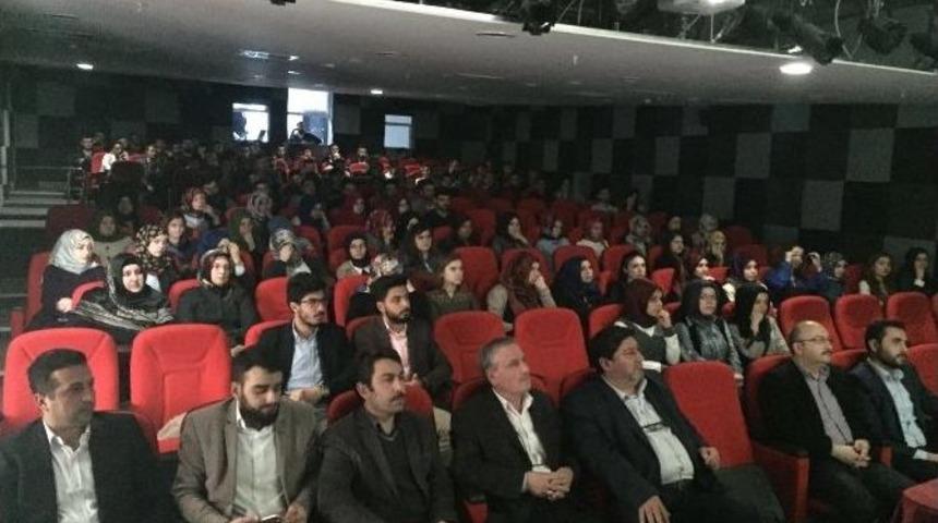 Ak Gen&ccedil;lerden &ldquo;demokrasiye Vurulan Kara Leke&rdquo; Başlıklı Konferans