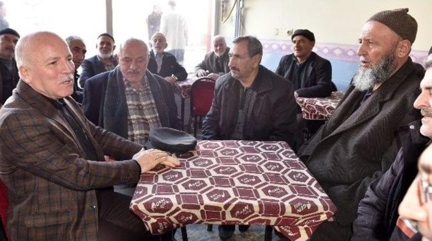 Başkan Sekmen, Vatandaşların Sorunlarını Dinledi