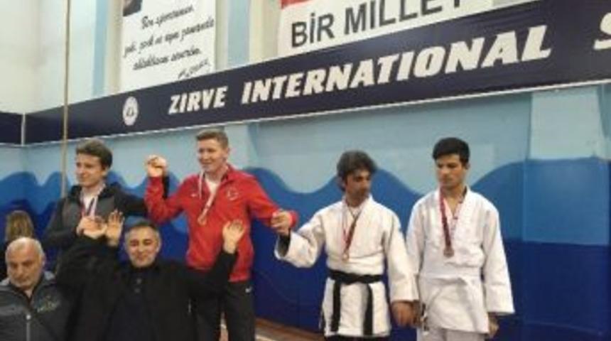 Judonun G&ouml;n&uuml;l G&ouml;zl&uuml; Şampiyonları